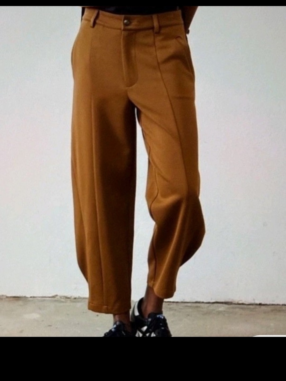 Ruti Detail Oriented Tapered Pants